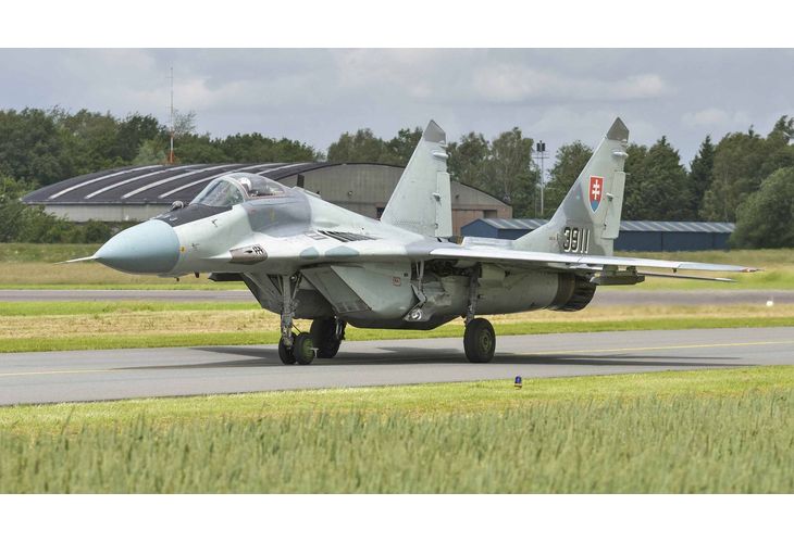 Словаците - смелчаците в НАТО, преговарят за доставката на МиГ-29 на ...